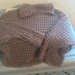 Warm comfy brown sweater!